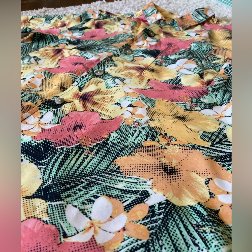 5/$30 Goodfellow & Co Men’s slim fit button down casual Hawaiian shirt - Picture 5 of 7